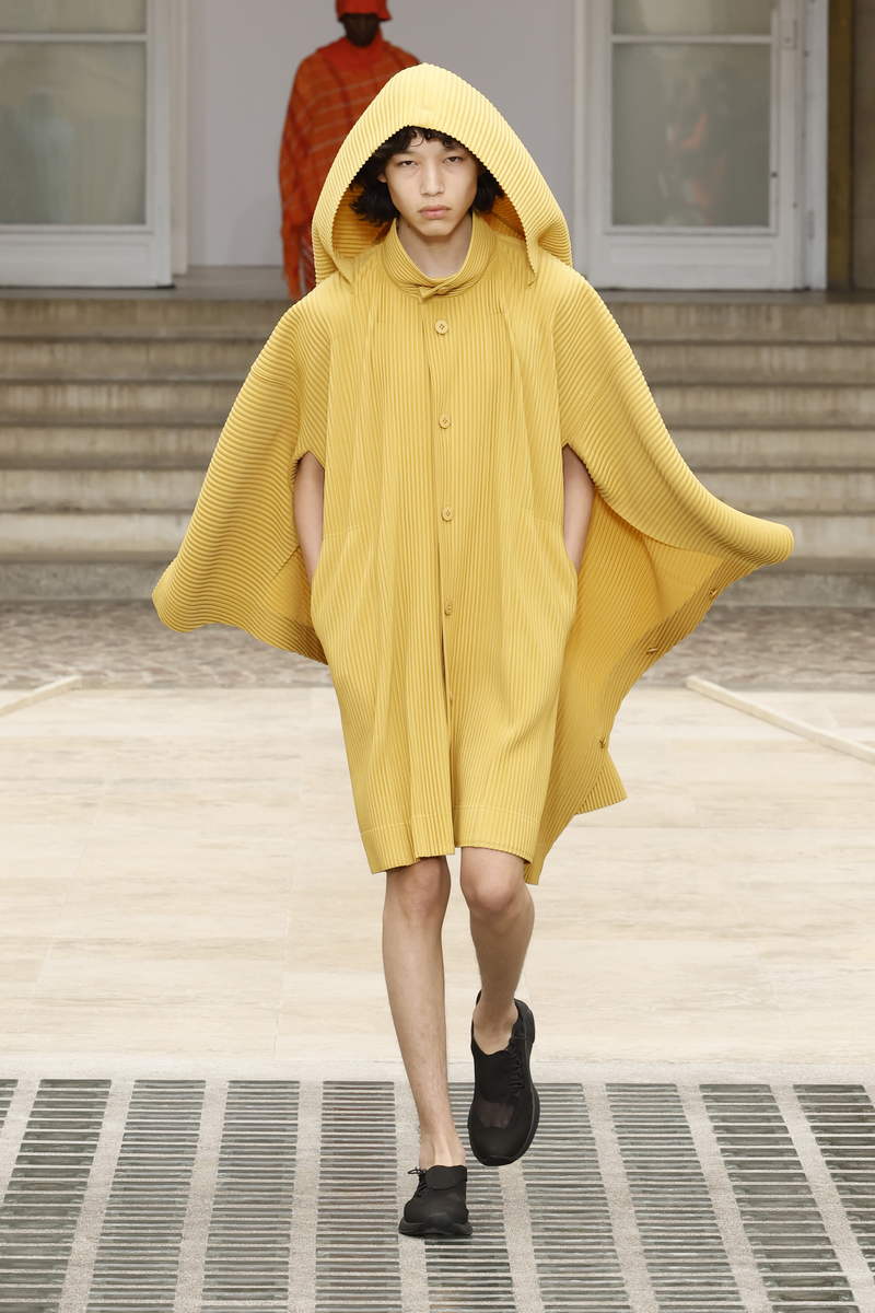 HOMME PLISSÉ ISSEY MIYAKE Spring Summer 2025 Collection - Photo courtesy of Issey Miyake