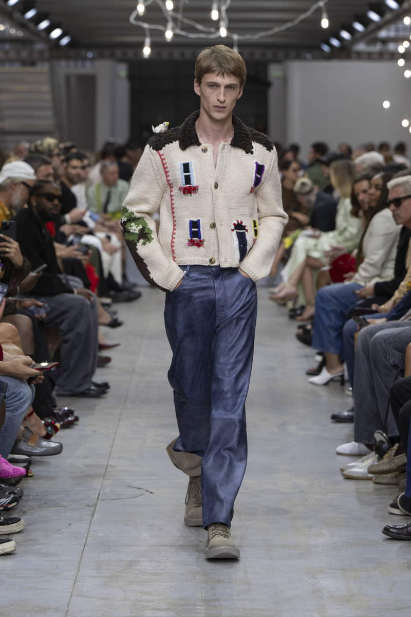 JW Anderson collezione uomo primavera estate 2025 - photo courtesy of JW Anderson