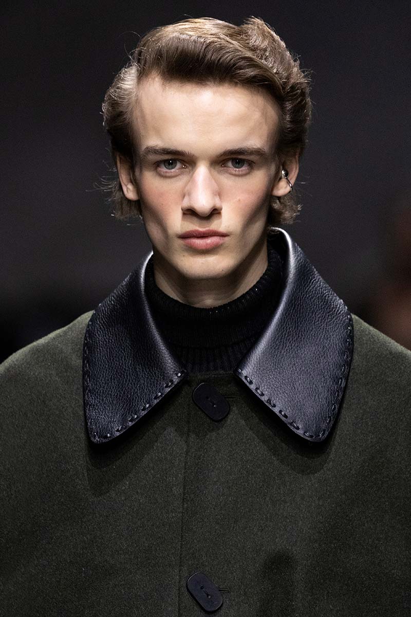 Le acconciature e lunghezze di capelli da uomo che vedremo nell'autunno 2024 - Photo courtesy of FENDI